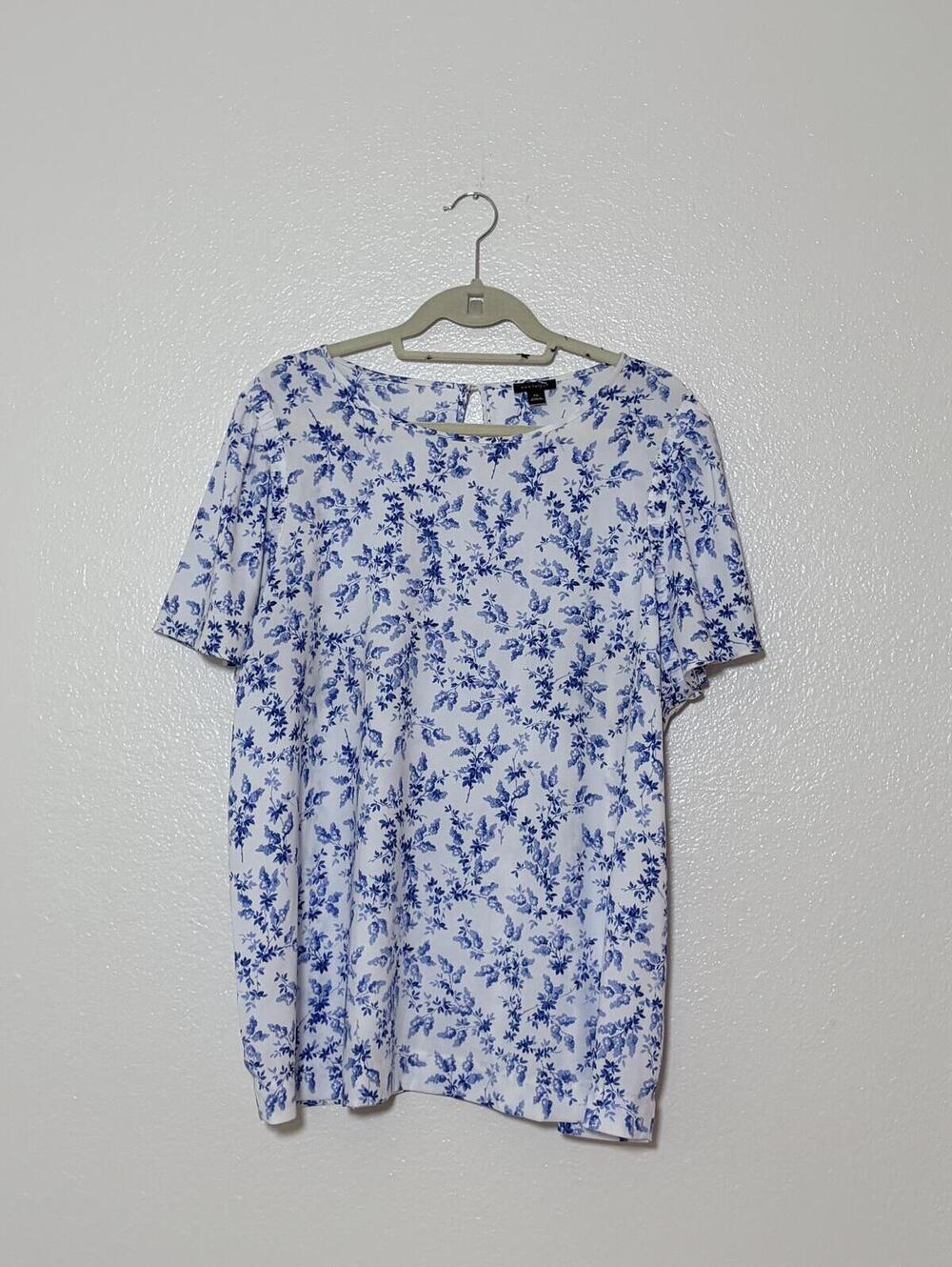 Ann Taylor Blue Floral Short Sleeve Blouse White/Blue Size XXL